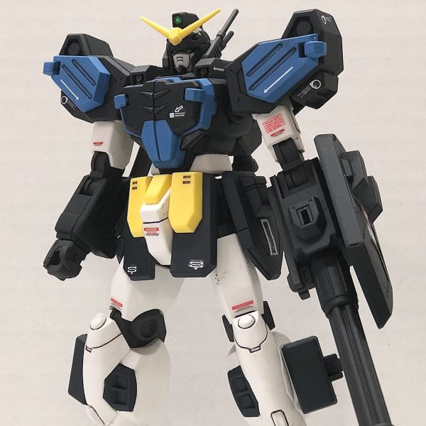 HG ヘヴィアームズ　アクリジョン筆塗り