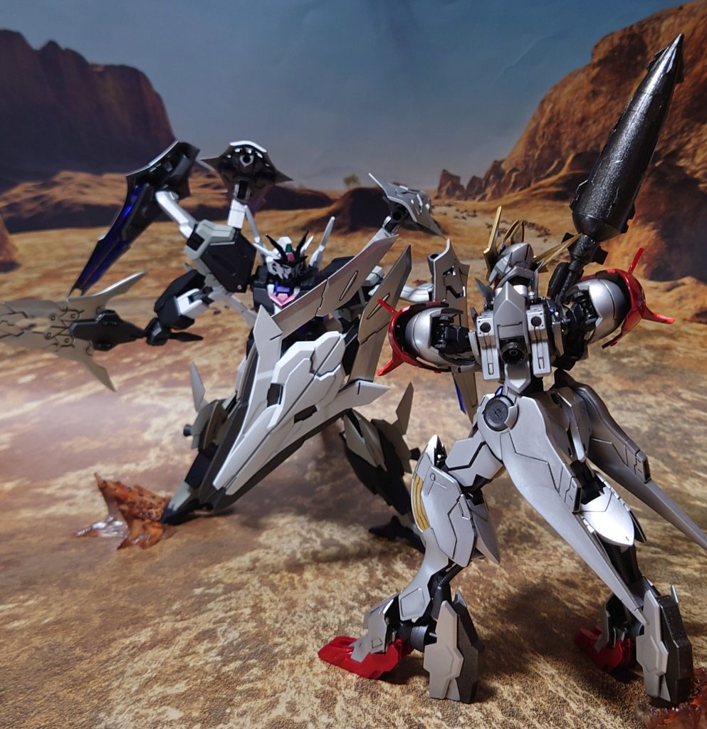 “支援機との合体、見事なギミックだ”“まだあの人は全力を見せていない…でも、やるしかない!”