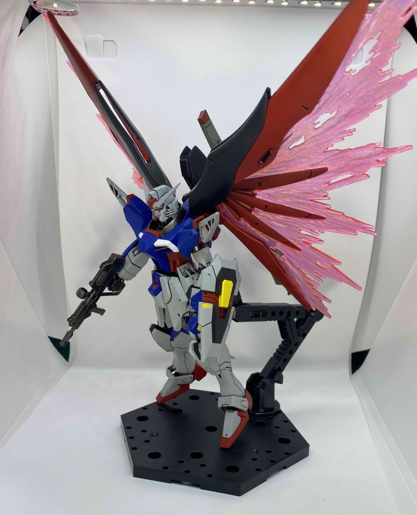 光の翼ラメ塗装しましたが写真じゃよくわからない……