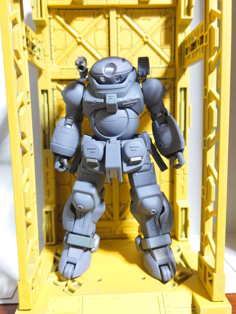 塗装はまずはメカサフで塗りました