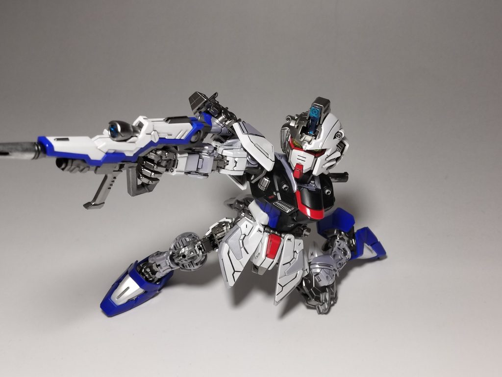 外装剥がれた感が、メカらしさを引き立てる