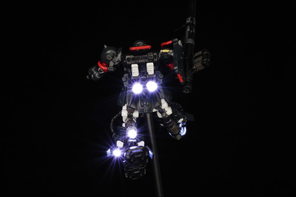 なんだか楽しそうな後ろ姿w