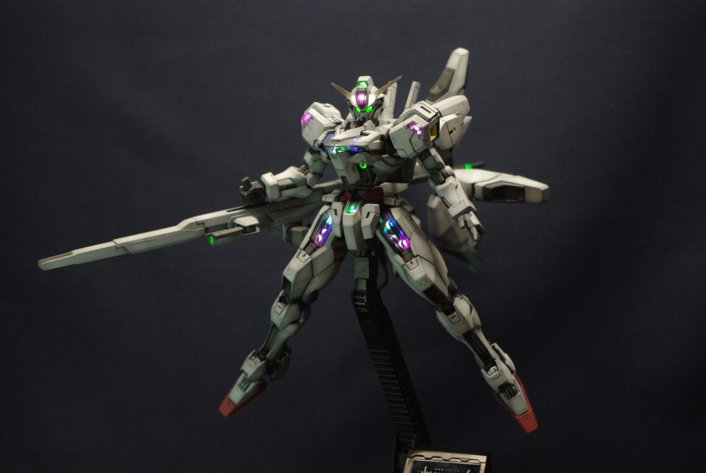 パーメットスコア10(?)です。虹色にグラデーション発光します。