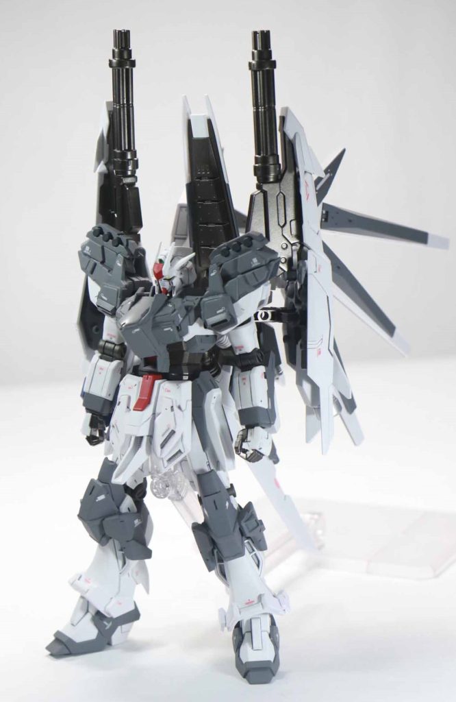 Hi-νガンダム FA(ﾌﾙｱｰﾑﾄﾞ)–2枚目/制作者：ユウ@Uu Modeling