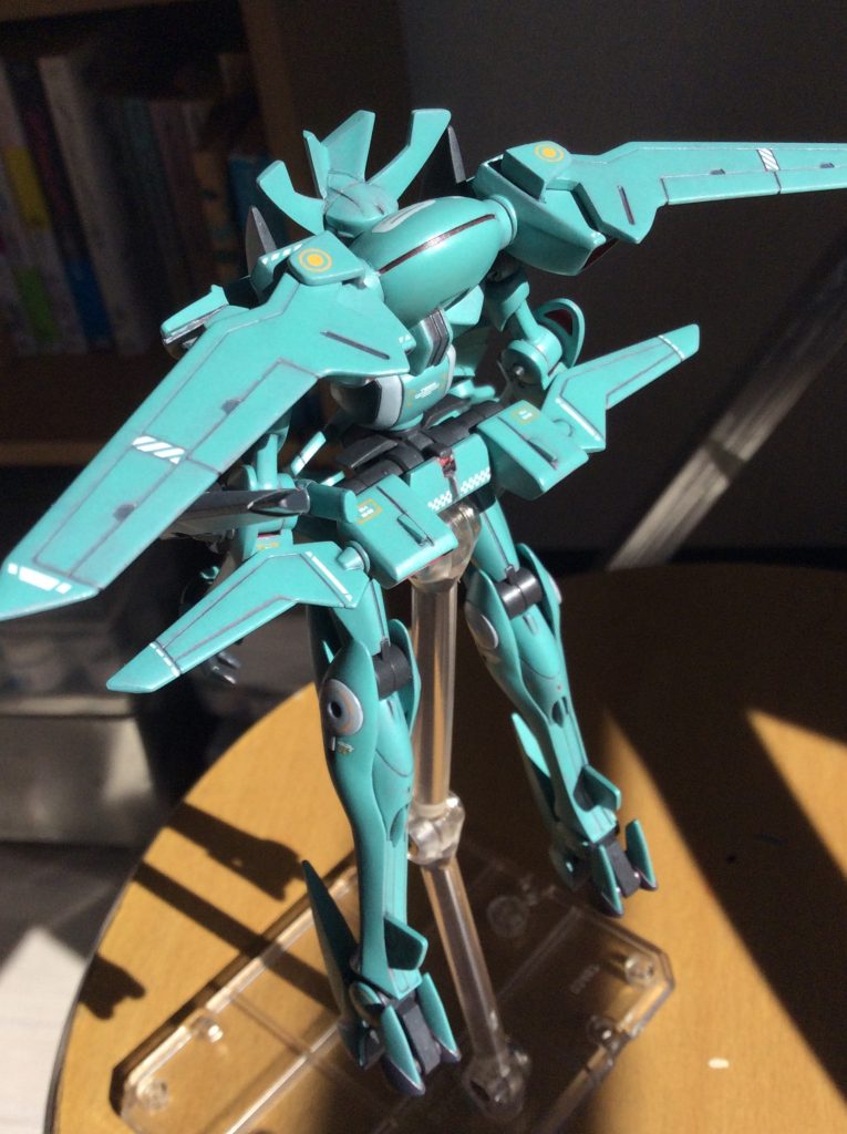 額の衝立みたいなやつは先端尖らせればよかったですね。てっきりこういう形なんだと思い込んでました。