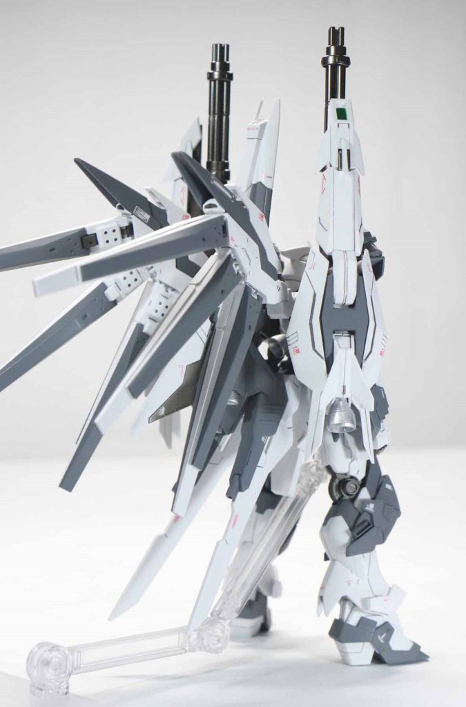 Hi-νガンダム FA(ﾌﾙｱｰﾑﾄﾞ)–3枚目/制作者：ユウ@Uu Modeling
