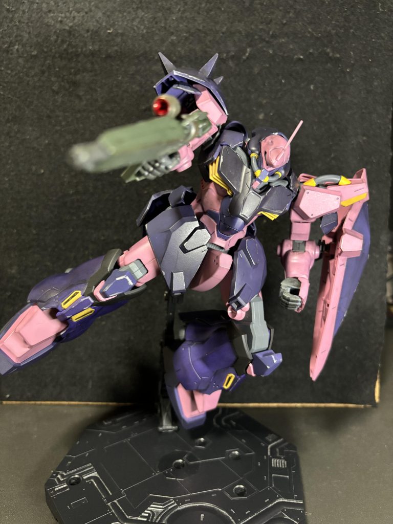 全体をリアルタッチマーカーでトーンを落としてみましたライト当てるとあんまりわからないですね…😅 