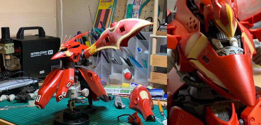 ここからは制作工程。念願のキットということもあり、思い入れたっぷりに製作しました。出渕裕氏による設定原画や、ロボット魂版のナイチンゲールのプロポーションを自分なりにプラモに落とし込む、をコンセプトに製作しました。色々な工作を行った中で、特に作品の印象を決定づけるプロポーションで手を加えたポイントとしては、以下の通りです。頭部…庇等にパテを盛ってシャープな印象に。胸部…1㎝程度カットして幅詰め。先端の角度を少し下に調整。バインダー…付け根あたりを2㎝程度カットして幅詰め。バインダーを傘状に見立てた時の、末端の形状を削ってなだらかに。脚部…つま先をプラ板とパテで1㎝程度延長。脛アーマーは削り込んで長さを短縮。