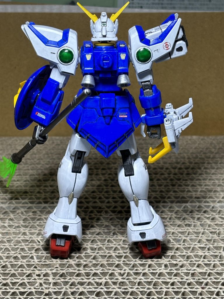 エナメルやと思ってたゴールドリーフっていう塗料がエナメル溶剤で消えないの焦った！調べるとエナメルじゃないみたい。ラッカー系らしいですね。