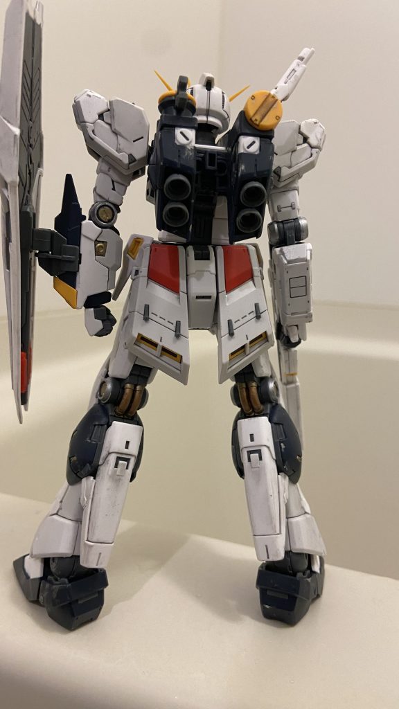 νガンダム–2枚目/制作者：Harashotaro