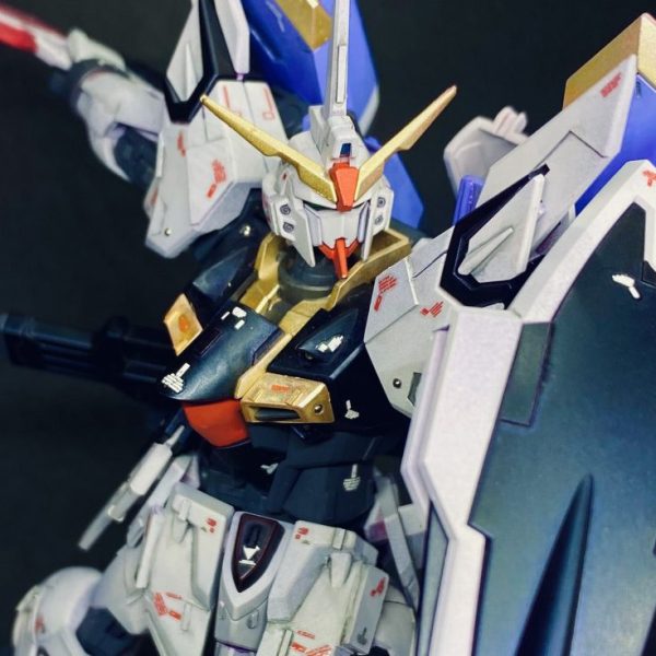 イモータルジャスティスガンダム(ガンダムMK-2エゥーゴカラー風)