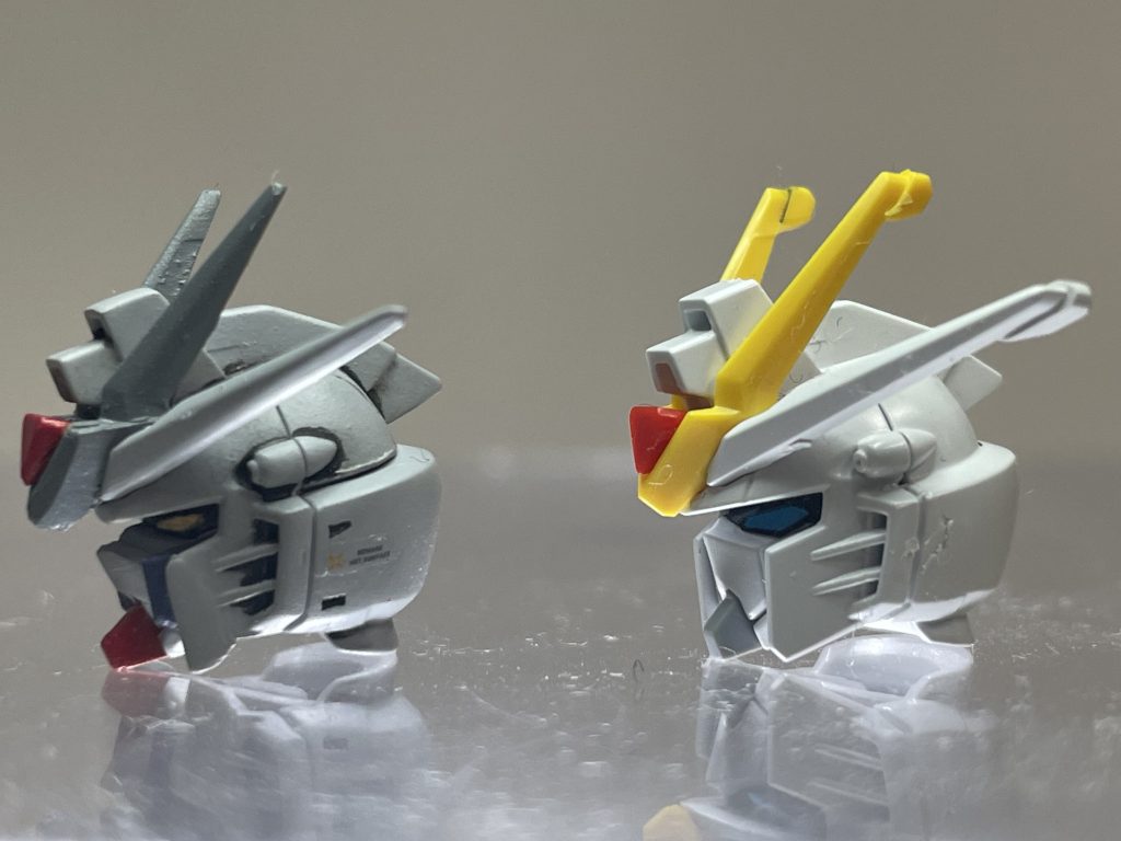 頭部は劇中のようなシャープな顔つきにしたかったので延長して削って制作しました。