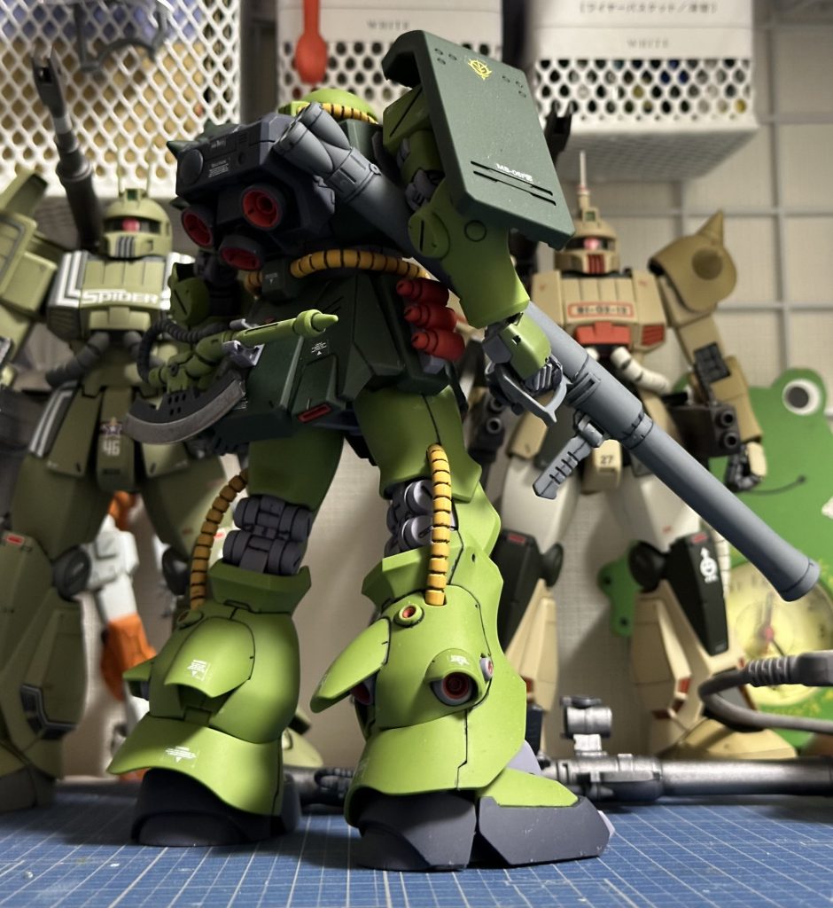 バックショット。ザクバズーカ装備。