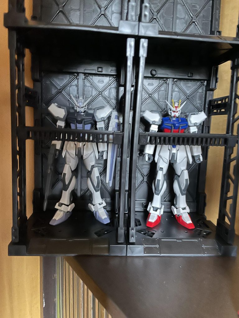 実はグランドスラム装備もあって、同じEGだし、ストライク3体目だったから写真撮らなかったけど、腰と股関節がゆるゆるに緩い個体だったのでディアクティブモードと共に格納庫行きになりました。グランドスラム上手く装備できなかった…