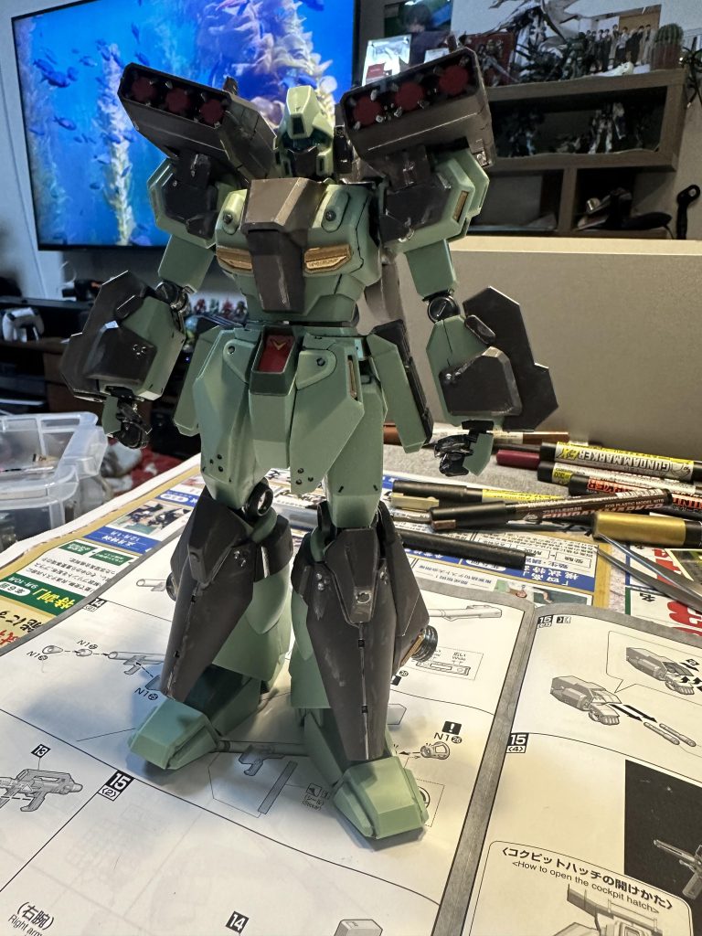 珍しく制作工程ですまあここまでは素組、墨入れくらいしかしてないのであえて省略これでも十分カッコいいですけどねー