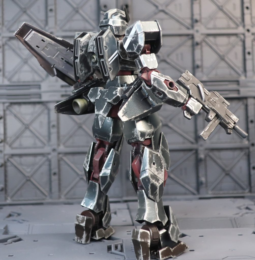 後ろからです。