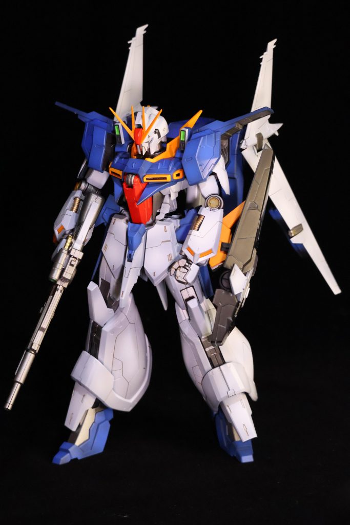 Zガンダムじゃないのよ。バウをベースにしたカスタム機らしい。バーザムみたいな頭をガンダムタイプに交換しただけでこうも変わるか。元がバウなので分離変形します。が、クソカッコ悪いので変形はしなくてOK 