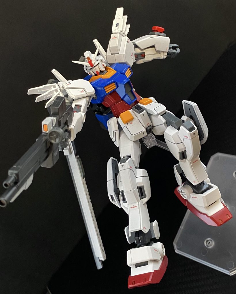 この機体に複数設定された追加ユニット類、その中で最終案として構想されていた状態のガンダムカリステフス。 左腕に構想、試作段階であろうビームシールド発振装置が装着されている。背部には、ビームの射出方法(速度)を変更することで威力の調整が可能な、新機軸のライフルが装備される。