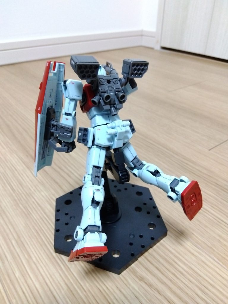 ジム(ミサイルポッド装備)–3枚目/制作者：@toyo06r