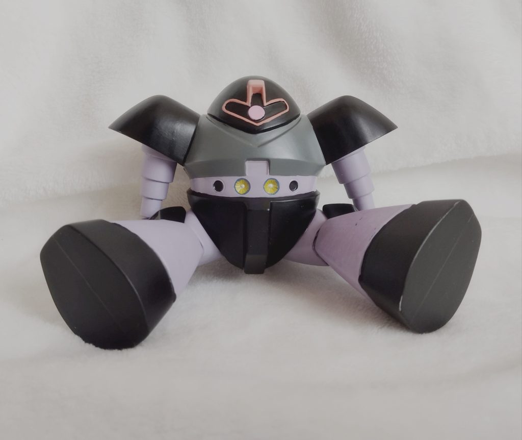 水星筆塗りで作りましたうでのじゃばらは厚塗りしてしまったので動きません！色は一年戦争カラーのドムを参考にしました