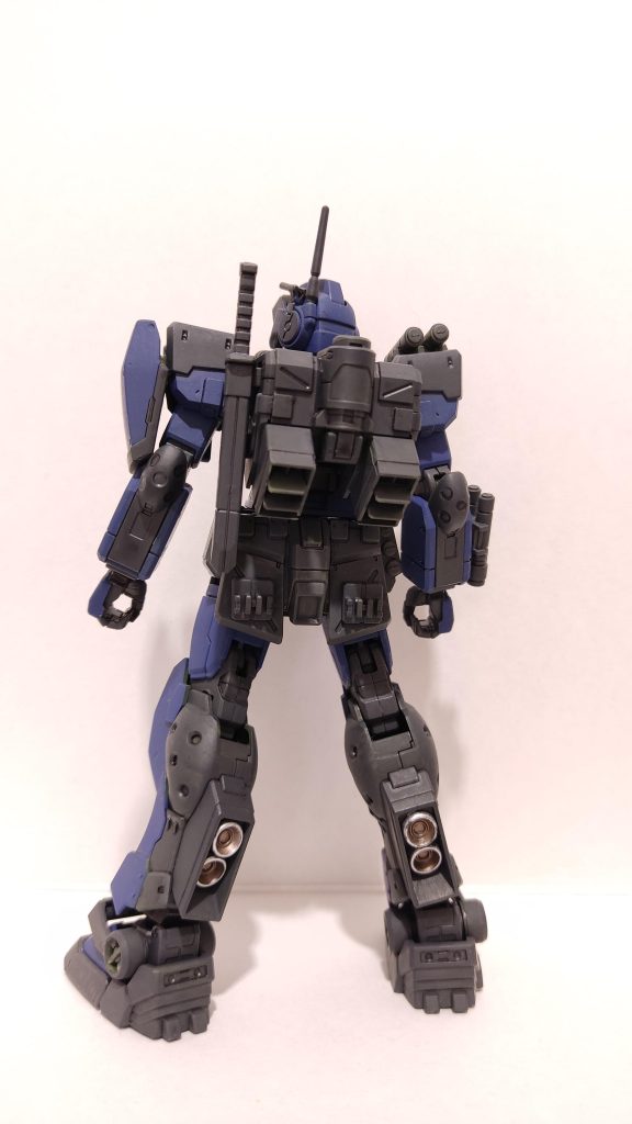 バックショット。ディティールの細かさがこのキットの素晴らしいところです。