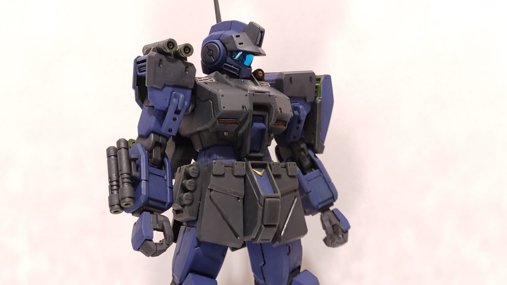 サイドショット。苦労した点と言えば、つや消し筆塗りだったので、村を抑えるための重ね塗りや、つや消し添加剤の配分量の調整ですかね。