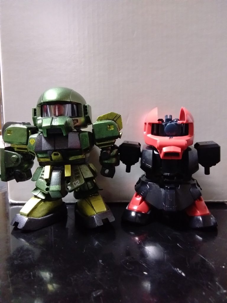 身長の設定はまたしても、以前製作したBB戦士プロトタイプザクを基準にしました。今回は脚部にのみSDフレームを移植しました。