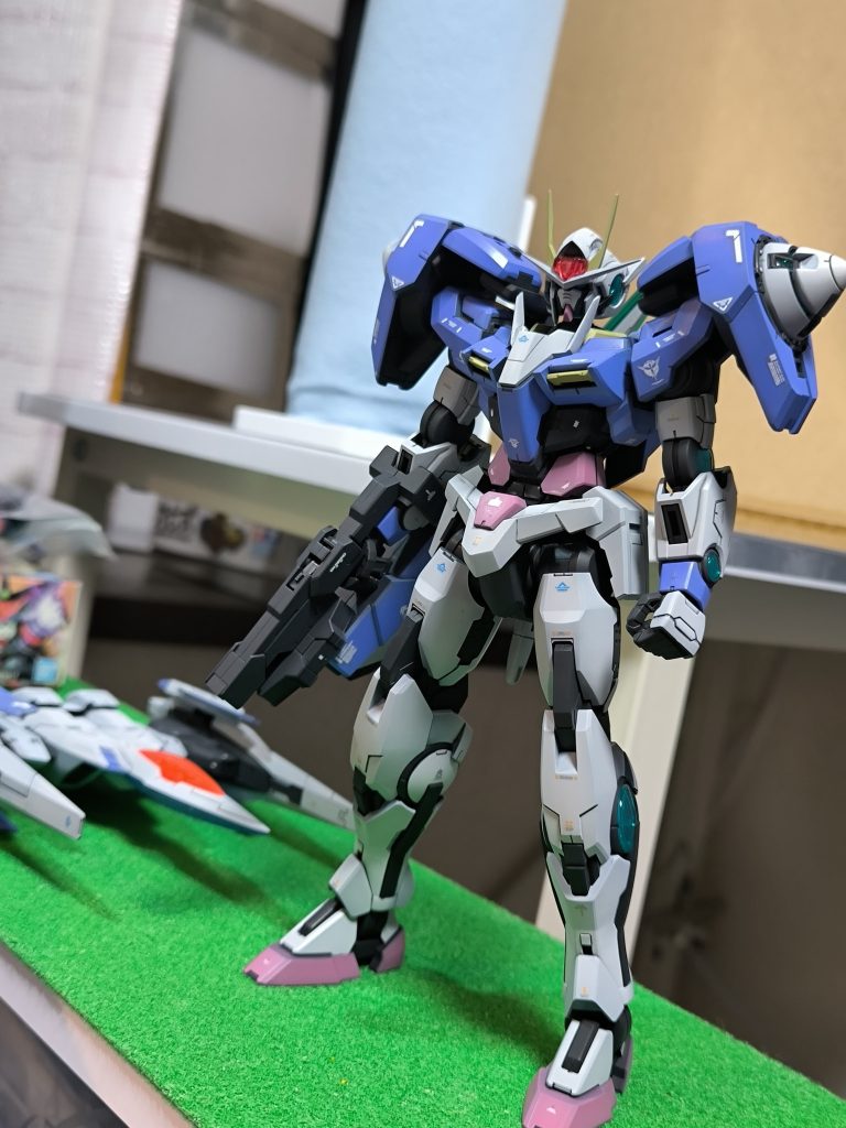 格闘機なイメージがしっかり伝わる細マッチョスタイルですね。