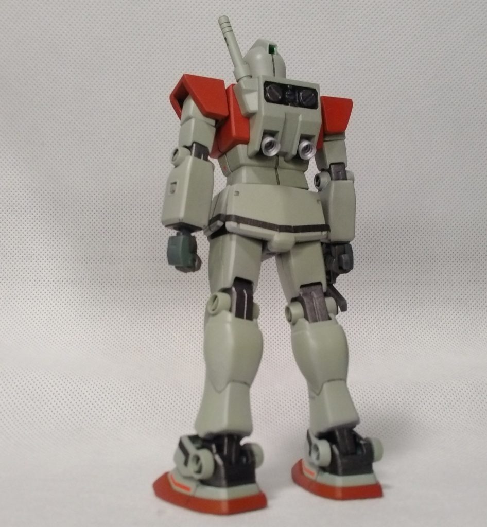 背面はほぼそのまま。