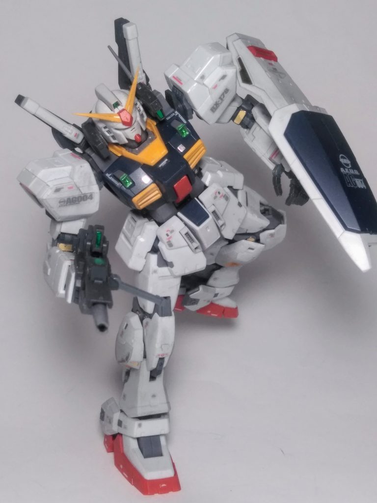 三体目と成りますが『RG RX-178 ガンダムMk-II（エゥーゴ仕様）』劇場版の公開に合わせて販売が為されていたと記憶しています。