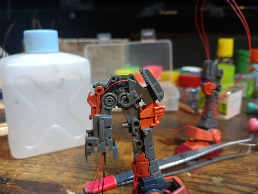 可動域も確保しつつ配線