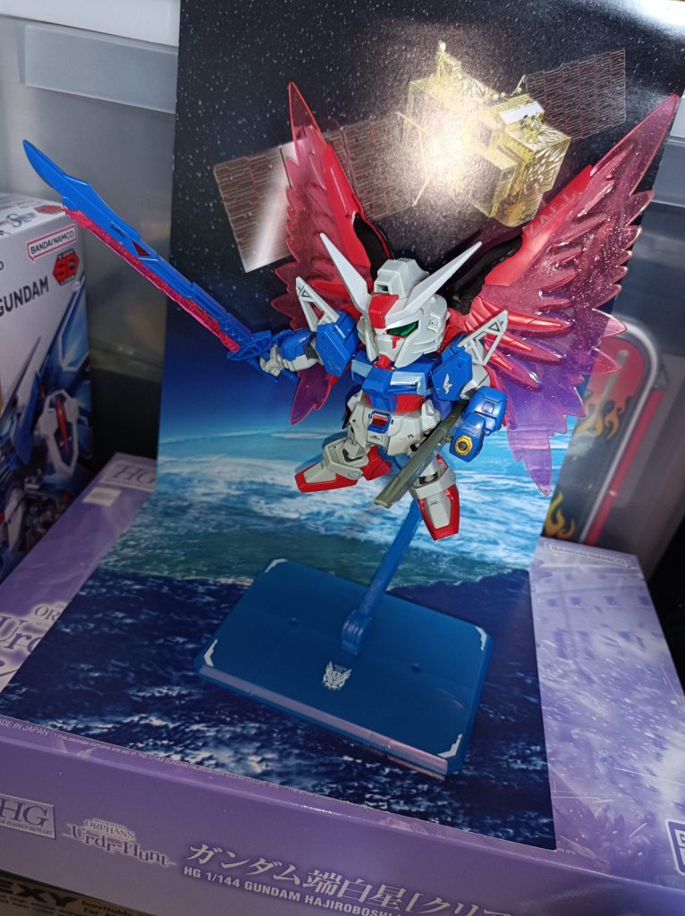 高エネルギービーム砲?を構えさせる。…持たせづらいです