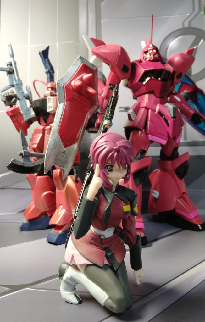 ルナマリアと記念撮影こうなると、先日発表されたルナの新作フィギュアも欲しくなる所です♪