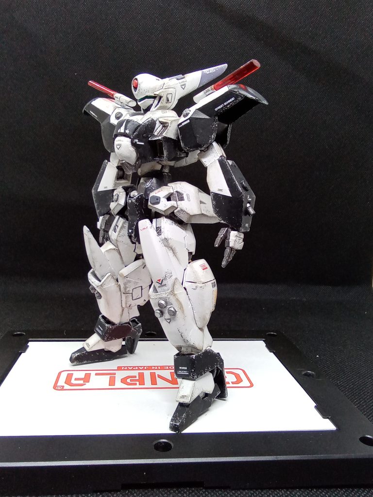 改造箇所・頭部と胸部をガンヴォルヴァにあわせて小型化・肩パーツを零式とガンヴォルヴァであわせてパテで合成・下半身の外装をセミスクラッチ・胴体と脚部を延長・腕をガンヴォルヴァと合成