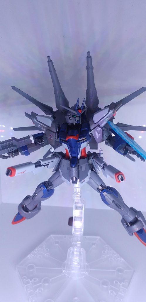 レガシーガンダム(ポージング練習)–4枚目/制作者：P(ぴー)