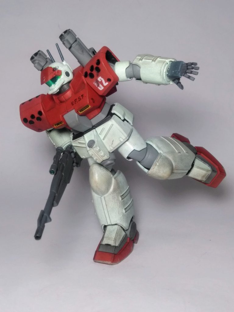 この『ドッシリ系』のワガママボディがタマラナイ 🤤💦(あびゃびゃびゃびゃ) 劇中 初登場時のアノ扱い❗今でも涙が止まりません 😭💦この子は"20年前の発売(2004年)"と、なりますが可動域は"申し分"在りません 😁折角なので『狙撃用ライフル』を装備です 👍😋