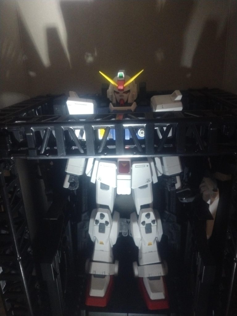 陸戦型ガンダム　格納–2枚目/制作者：fecro