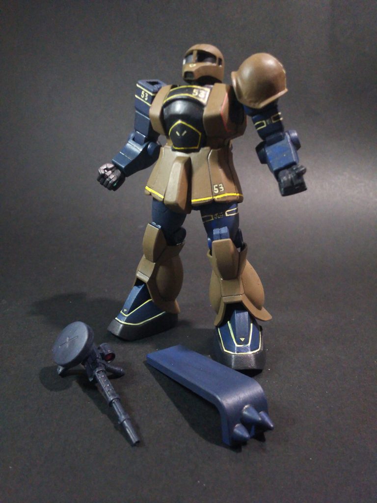 FGの量産型ザクはスマートで格好よく、この形で旧ザクが欲しかったので作ってみました。何気に塗装も今回は初めてリアルタイプカラーにしてみましたが、なかなか良いと思います。マグネットに関しては関節固定をどうするか実験的にキットに組み込んでみただけですが武装を持たせるとどうしても保持力が気になりますね。とにかくいろんな実験を試みたFG　旧ザクでした。みなさんも模型作り楽しみましょう。