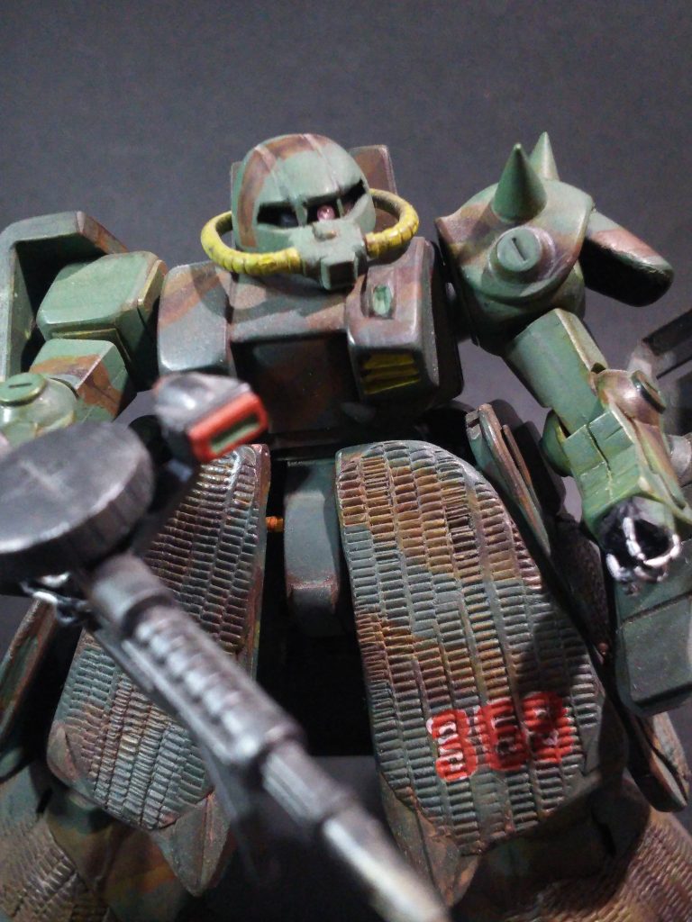 いやー近藤版、独特のフォルム。やっぱりいいですね。癖が強すぎる感があると思いますが兵器感もすごいです。スタイリッシュなMSも好きですがこんなずんぐり型も大好きです。皆さんも色々作って楽しみましょう!それではまた。