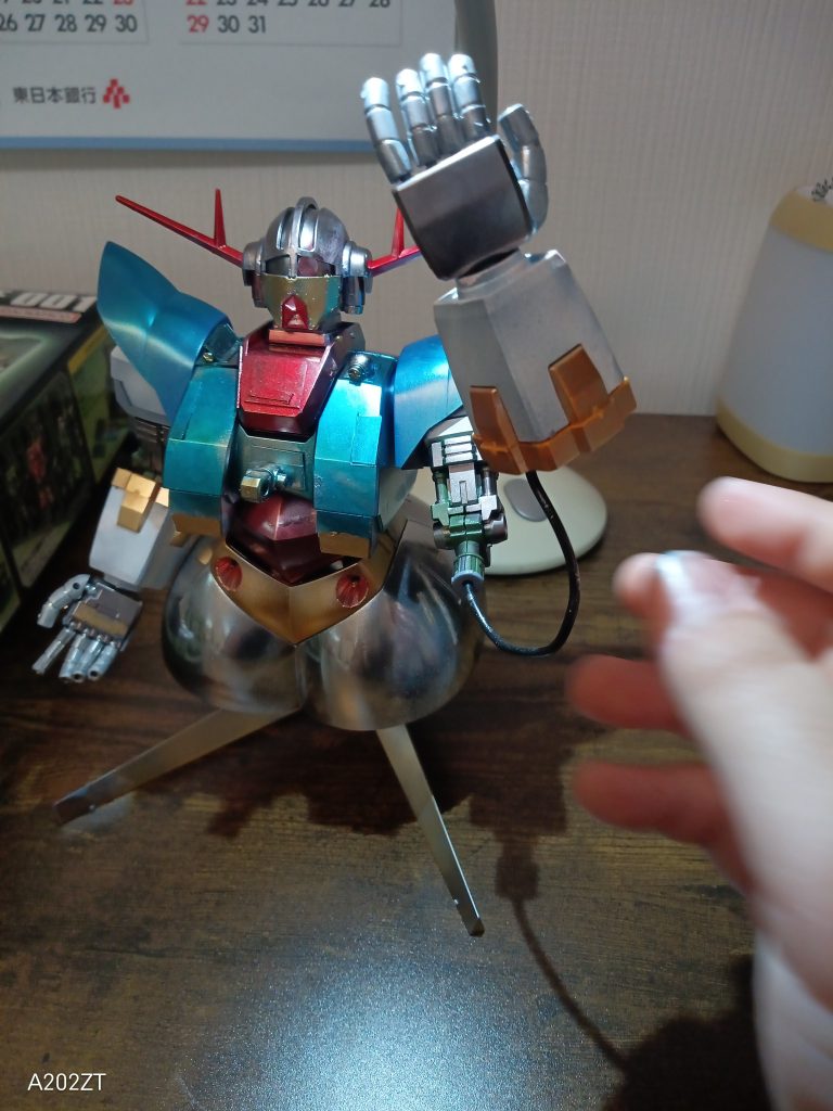 すぐ倒れてしまうので、倒れる前の一瞬を撮りました