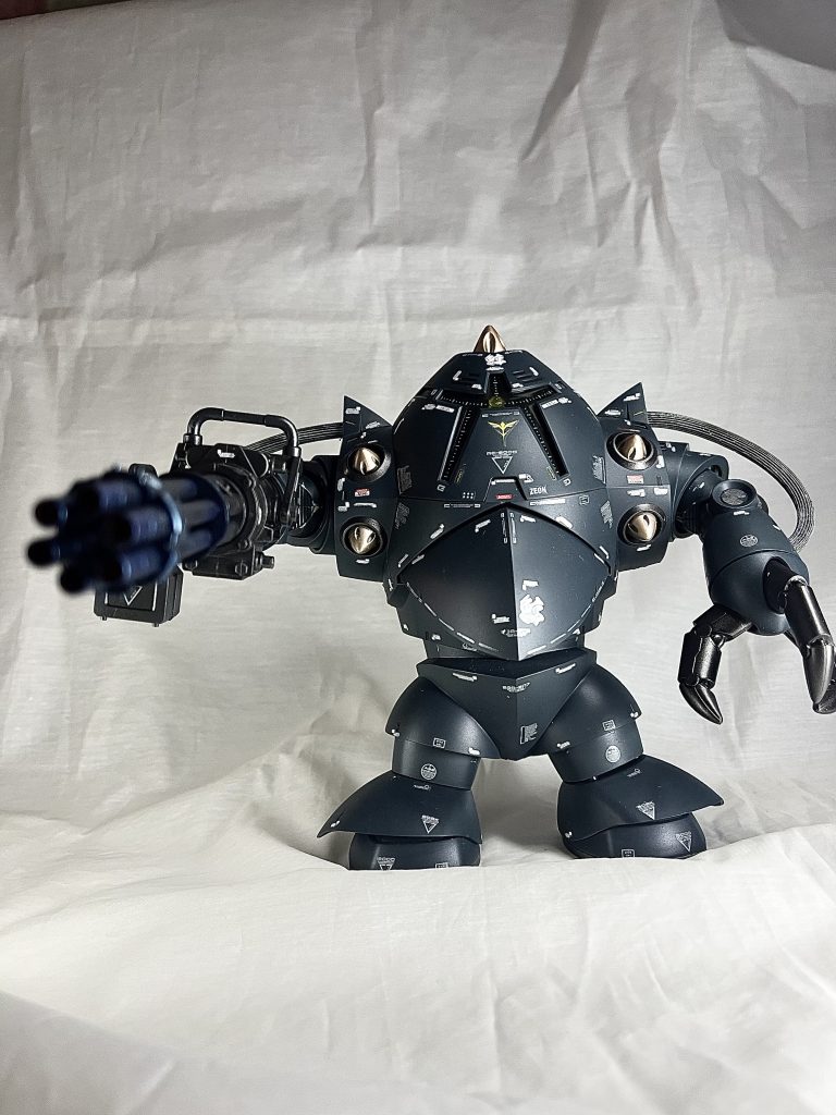 片腕のみガトリング装備