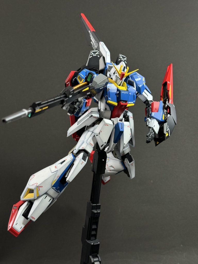 説明書に掲載されてるポージング!