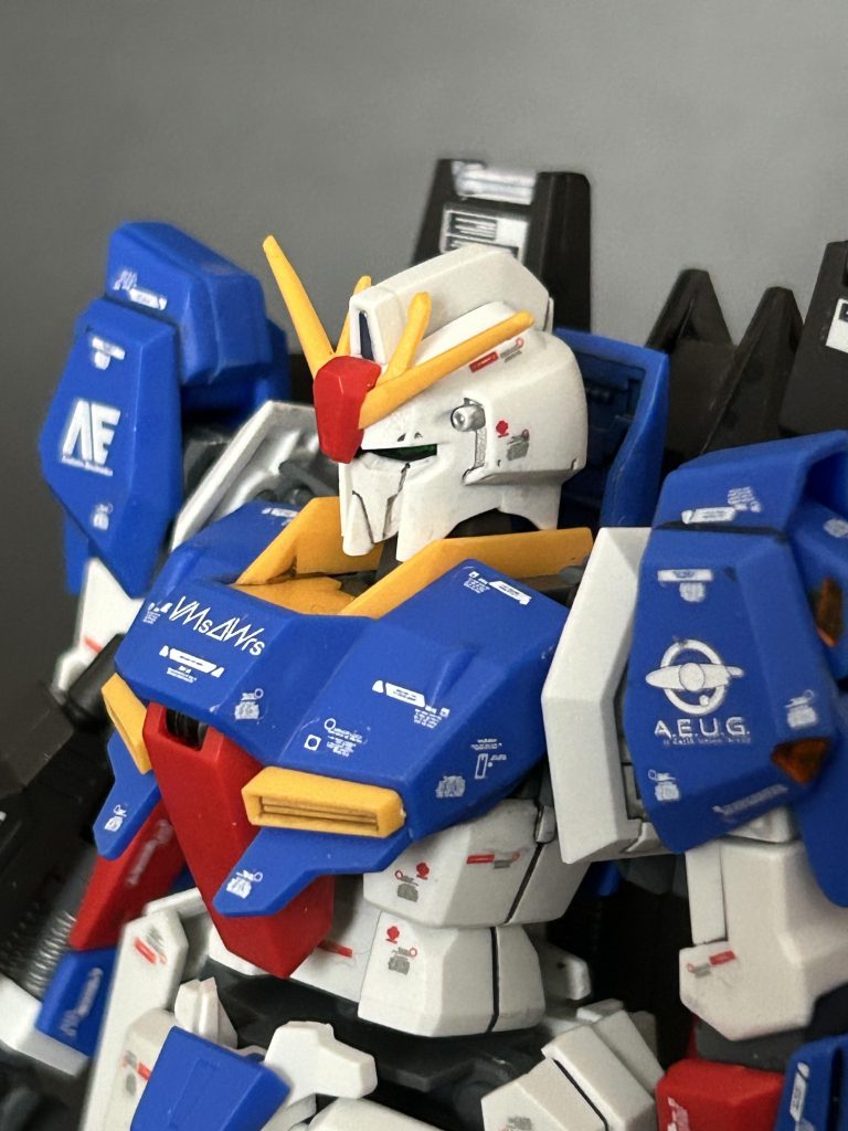 胸元アップです。デカールワーク頑張りました。