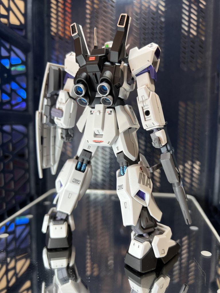 ガンダムMk-Ⅱ  白い悪魔Second–6枚目/制作者：真樹京介