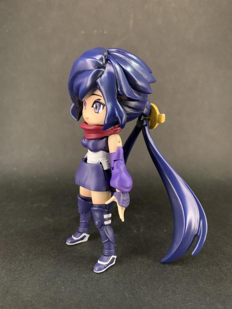 髪はパテ造形なのでめちゃくちゃ重いです(笑)