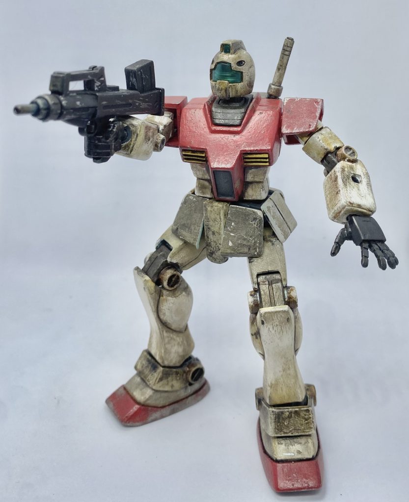 首は少し改造して頭を上下向けるように高くしました！