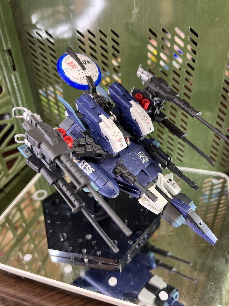 ロンドベル治安維持遊撃部隊電子作戦群所属アーマードコアブースターという妄想です。