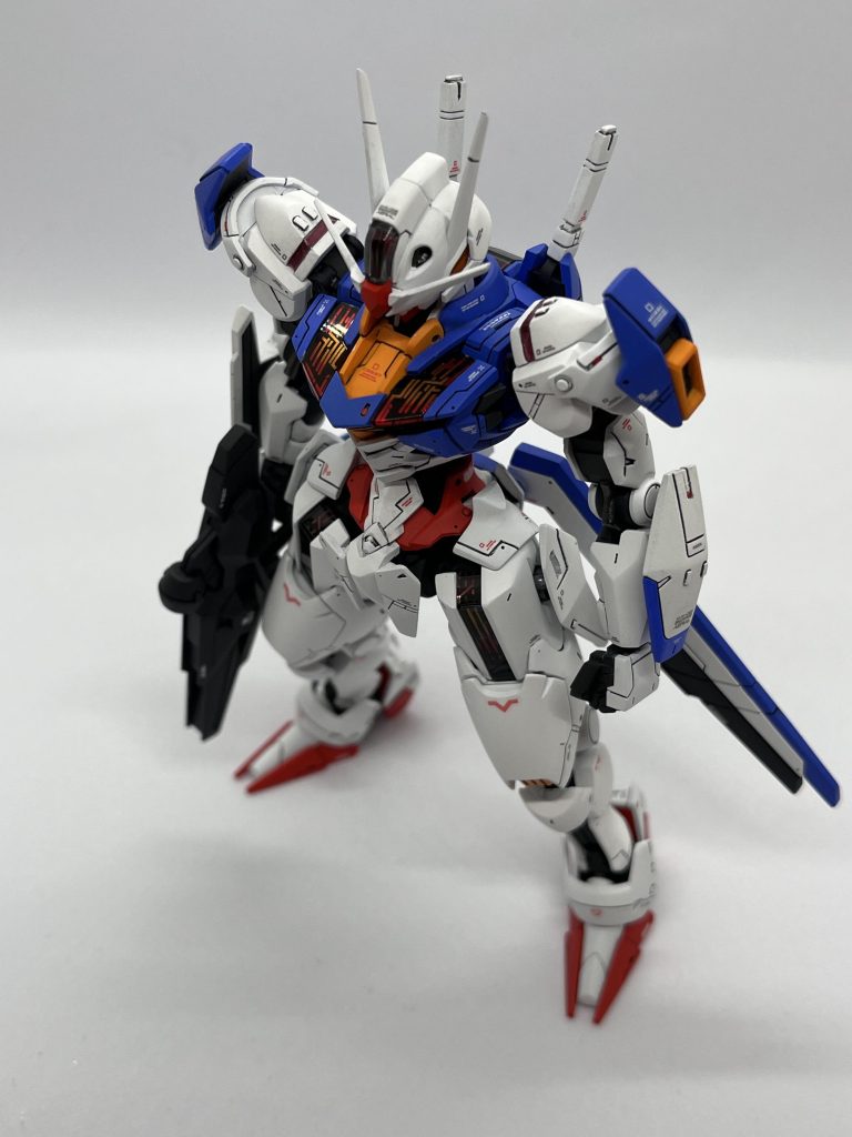 俯瞰で。胴体部分も良いディテールが追加できたと思います。