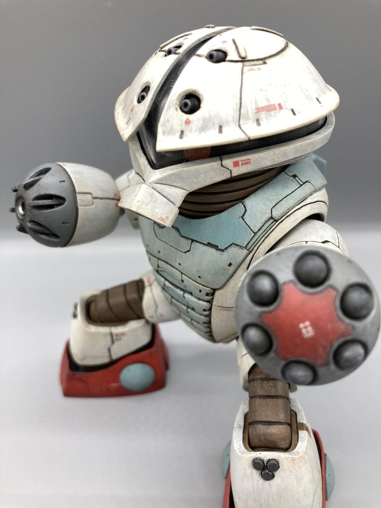 ご覧いただきありがとうございます！古いですがパーツが大ぶりで組みやすく、可愛さが溢れる素晴らしいキットでした。作例の詳細を私のガンプラブログに掲載しています。 