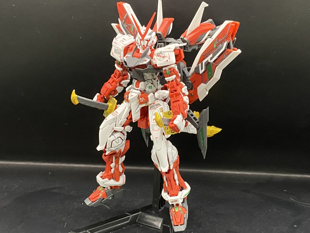 RG ガンダムアストレイ・レッドフレーム改–2枚目/制作者：萌木原あるく